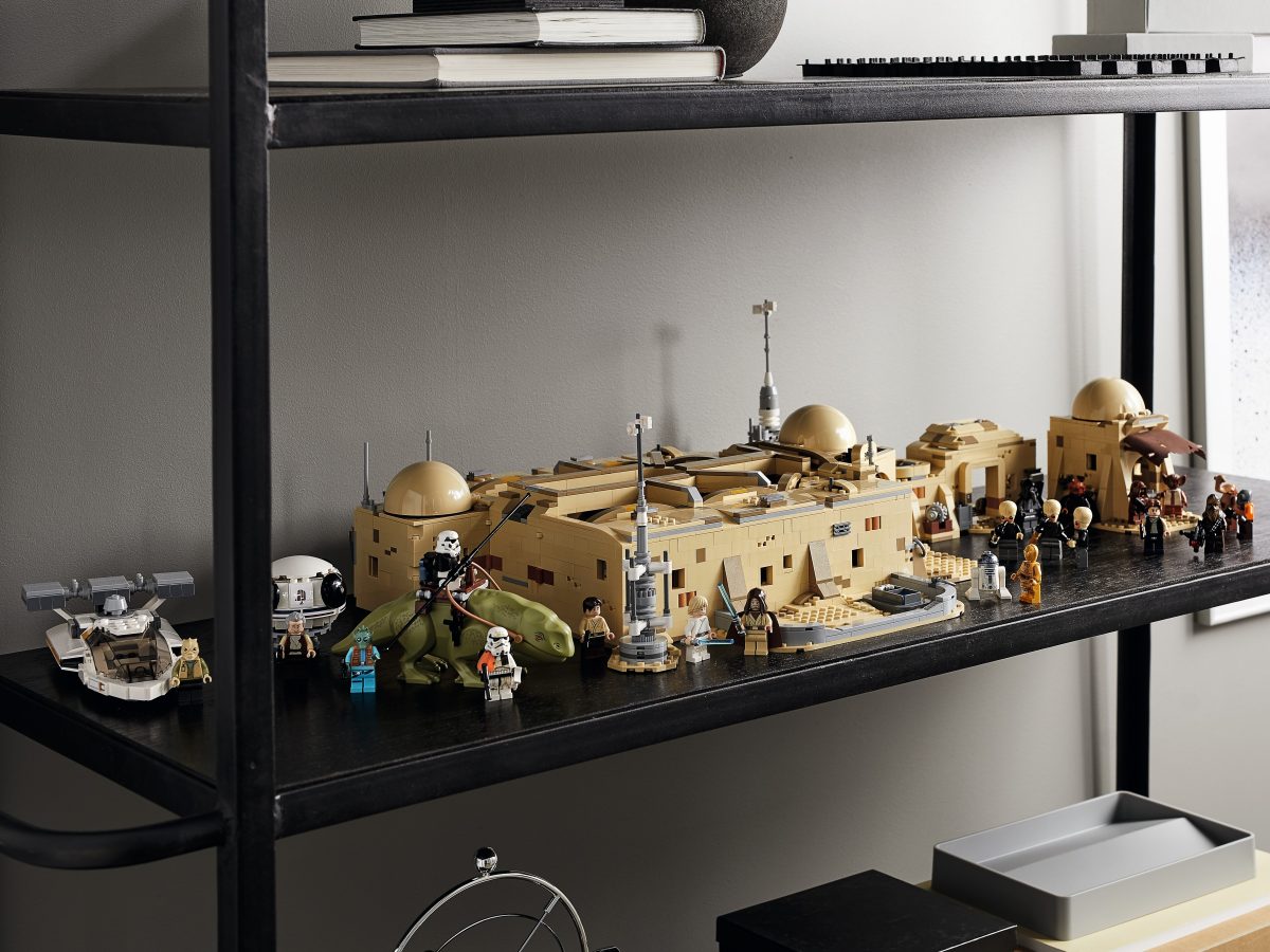 75290 Mos Eisley Cantina™